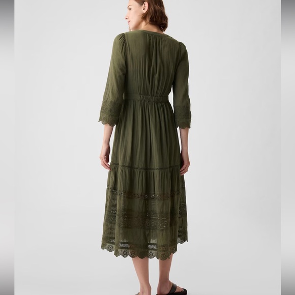 Gap NWT Textured Crinkle Lace Midi Dress in Olive Green, Size L - Picture 5 of 11